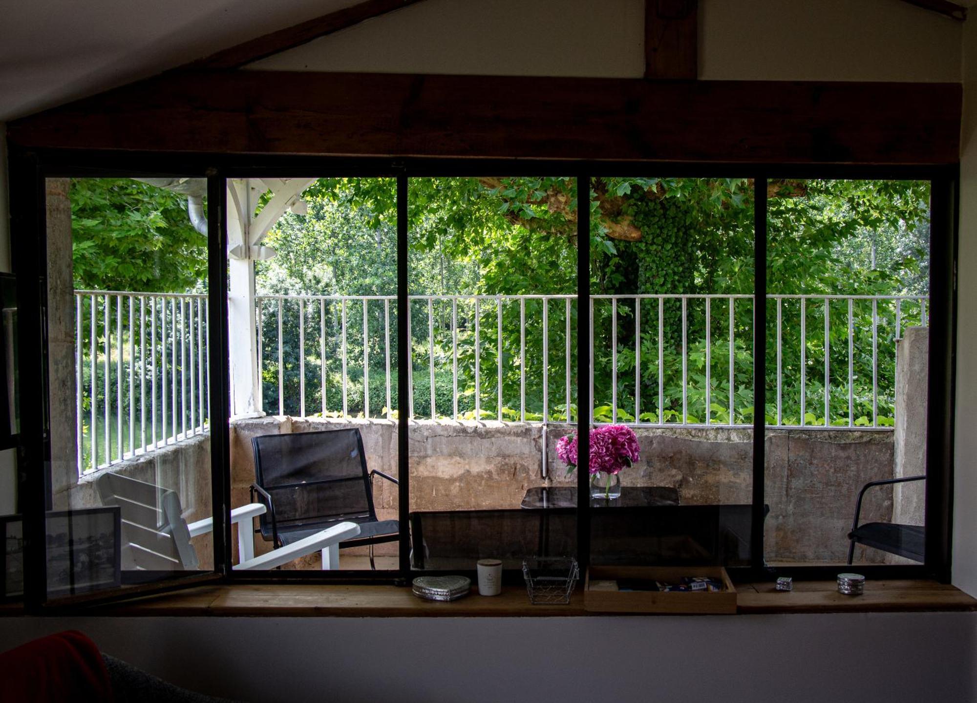Вилла Le Gue Renard-Un Balcon Sur La Charente Жарнак Экстерьер фото